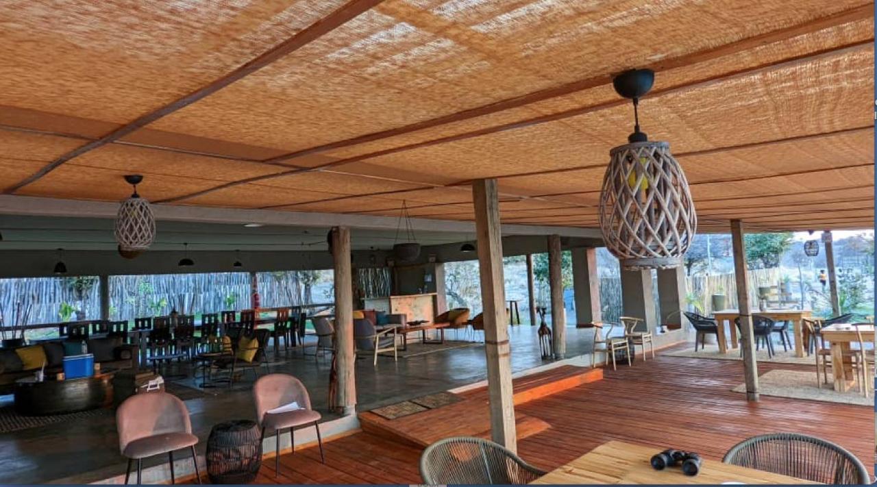 Xhabe Safari Lodge Chobe Muchenje المظهر الخارجي الصورة