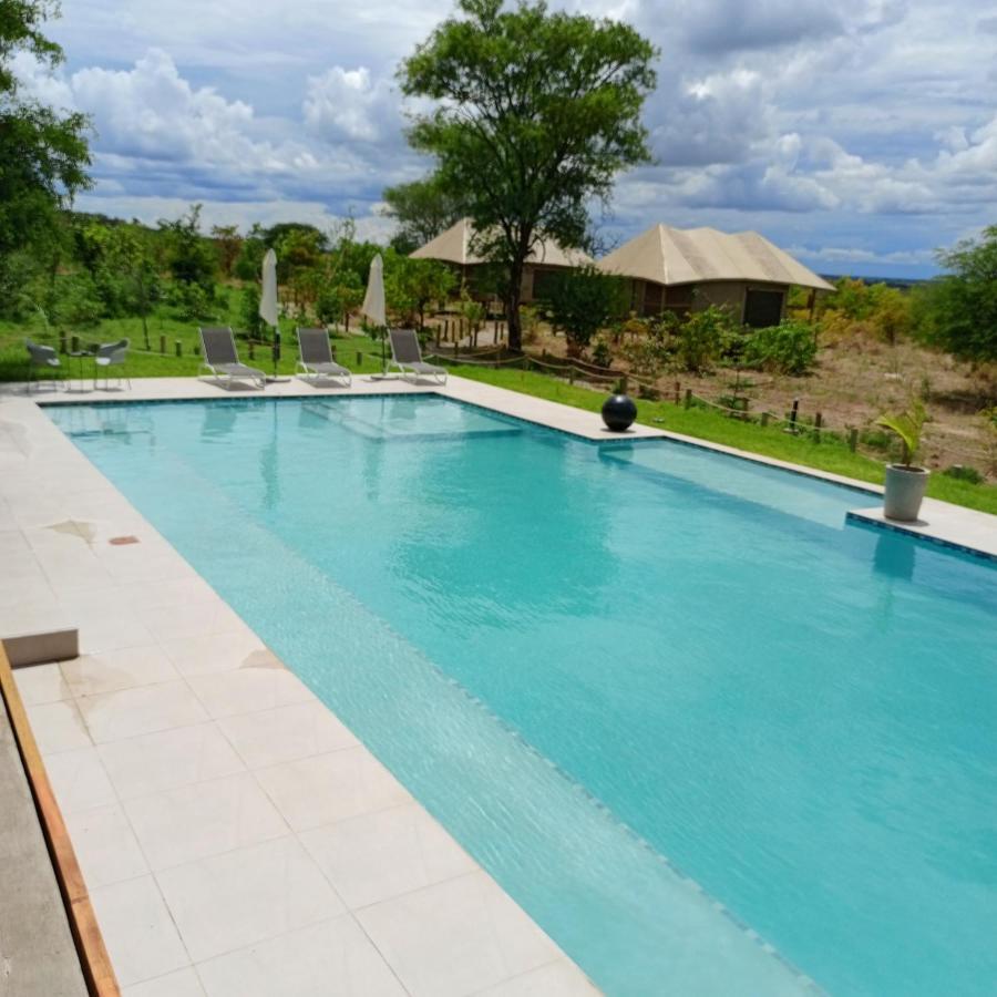 Xhabe Safari Lodge Chobe Muchenje المظهر الخارجي الصورة
