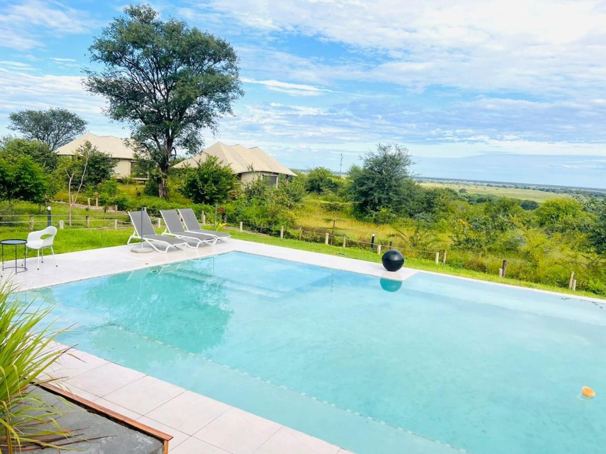 Xhabe Safari Lodge Chobe Muchenje المظهر الخارجي الصورة