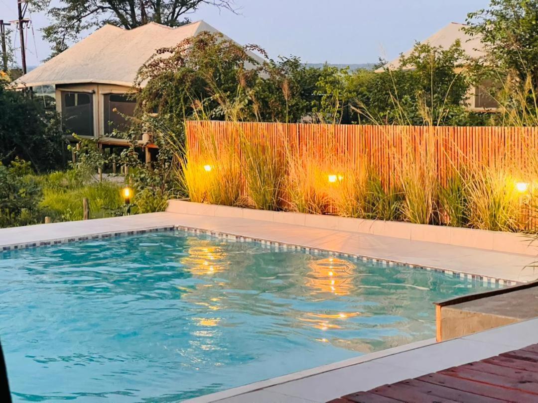 Xhabe Safari Lodge Chobe Muchenje المظهر الخارجي الصورة