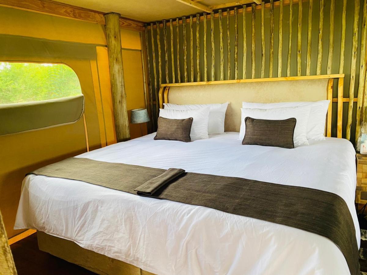 Xhabe Safari Lodge Chobe Muchenje المظهر الخارجي الصورة