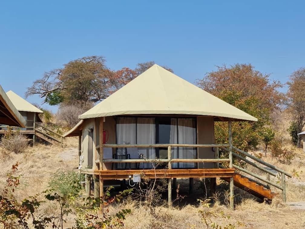 Xhabe Safari Lodge Chobe Muchenje المظهر الخارجي الصورة
